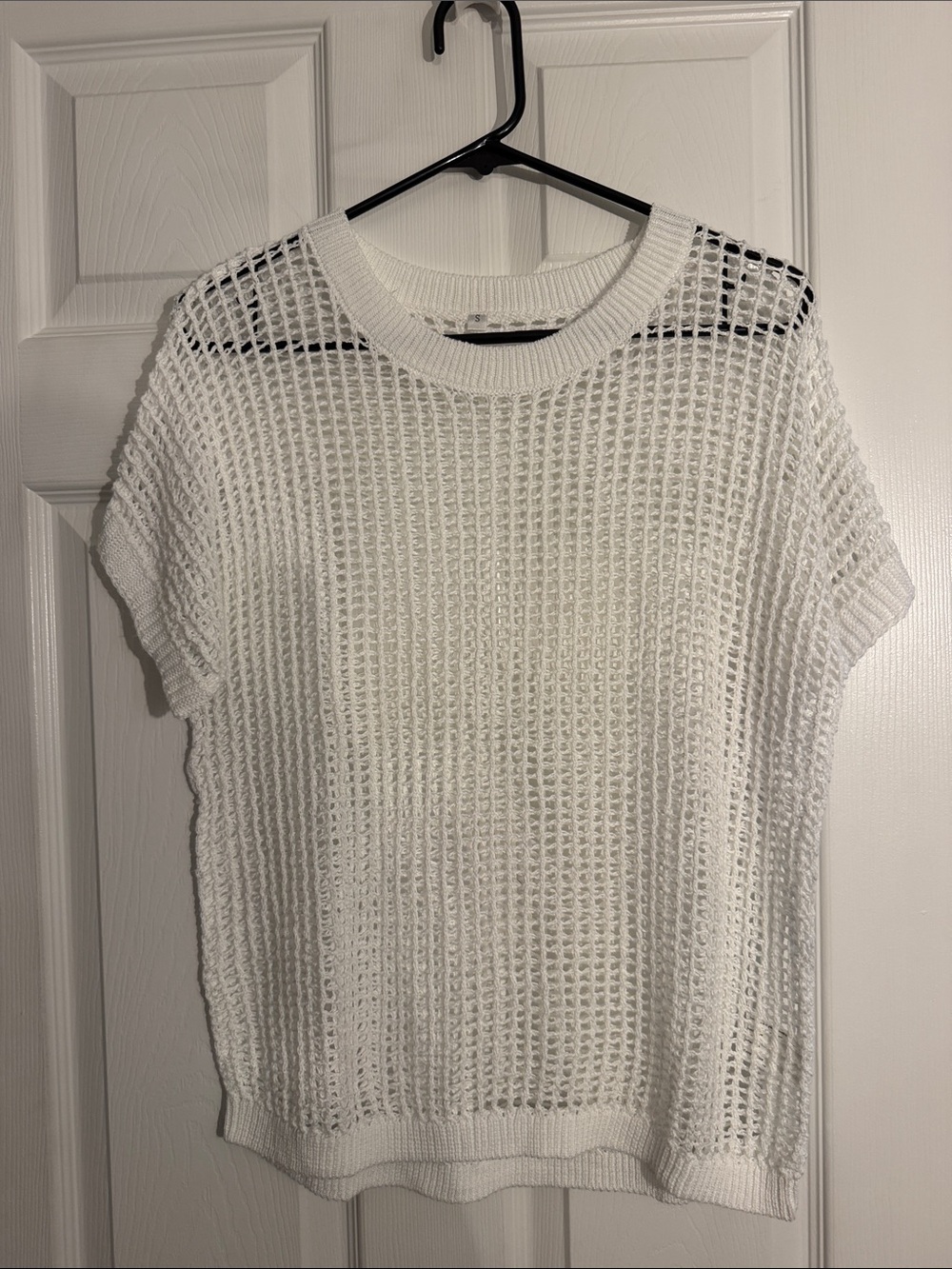 Amazon White Open-Knit Short Sleeve Sweater Top